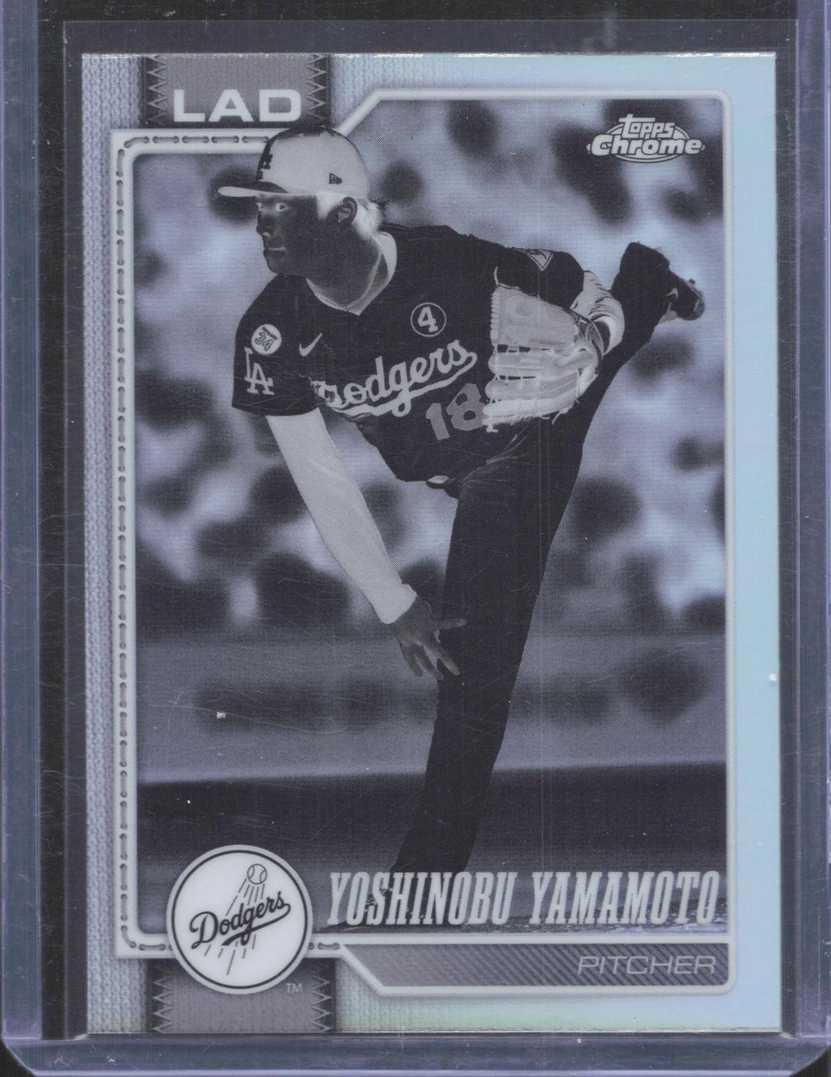 Topps 2026 Topps Chrome Yoshinobu Yamamoto #75 Negative Refractor